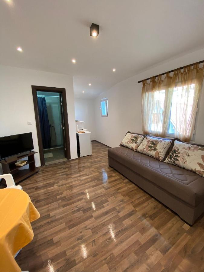 Apartmani Lala 2 Čanj Exteriör bild